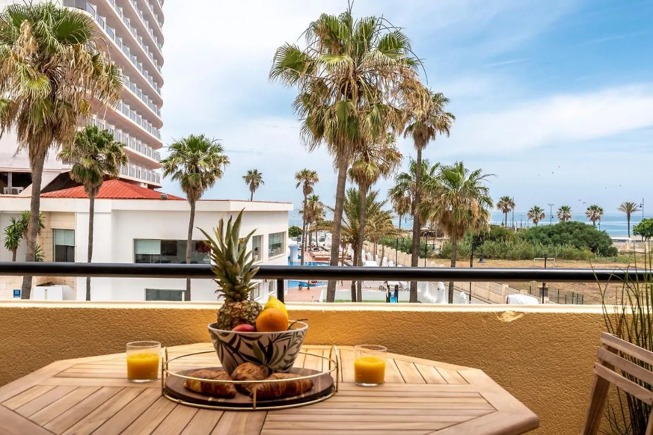 Charming Apartment Near Beach, Sea View Terrace Torremolinos