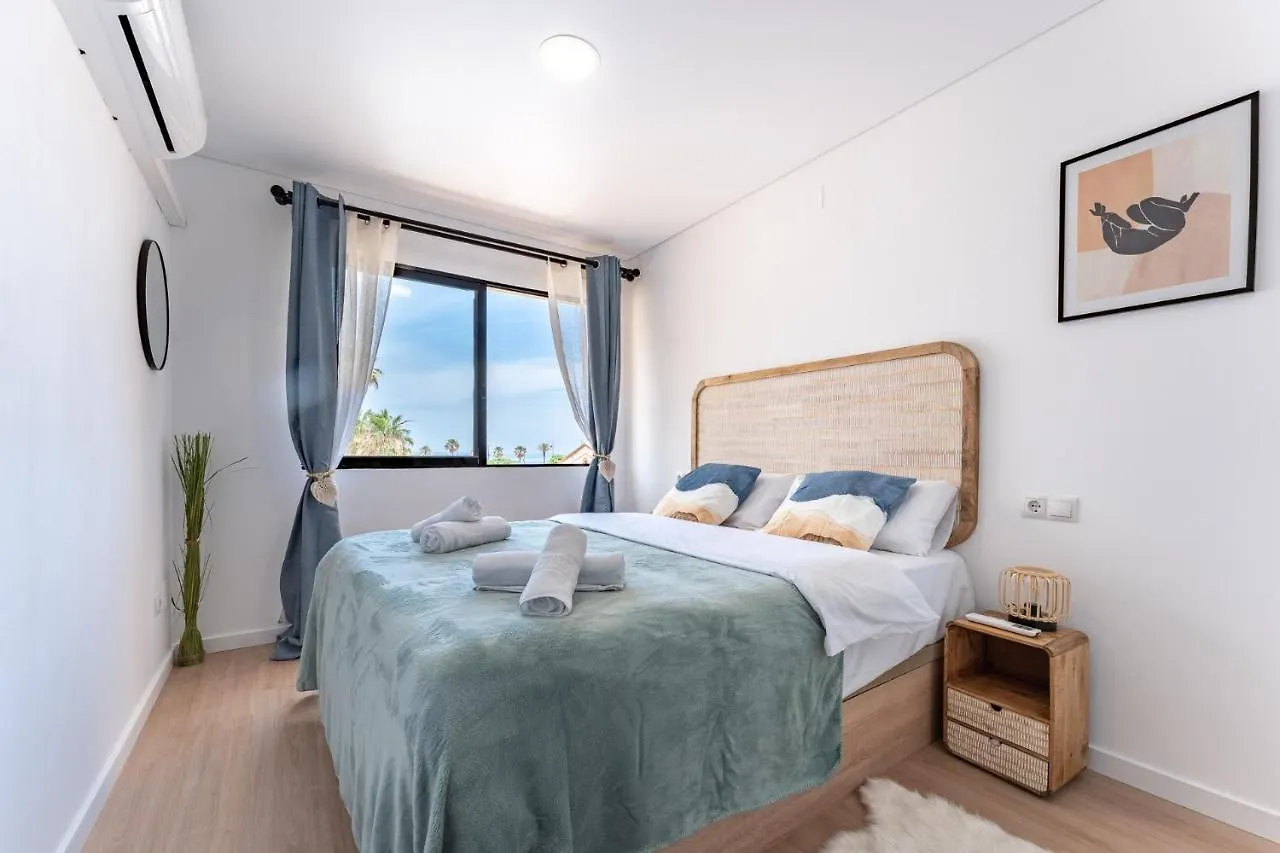 Charming Apartment Near Beach, Sea View Terrace Torremolinos