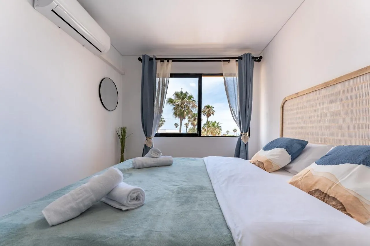 Charming Apartment Near Beach, Sea View Terrace Torremolinos