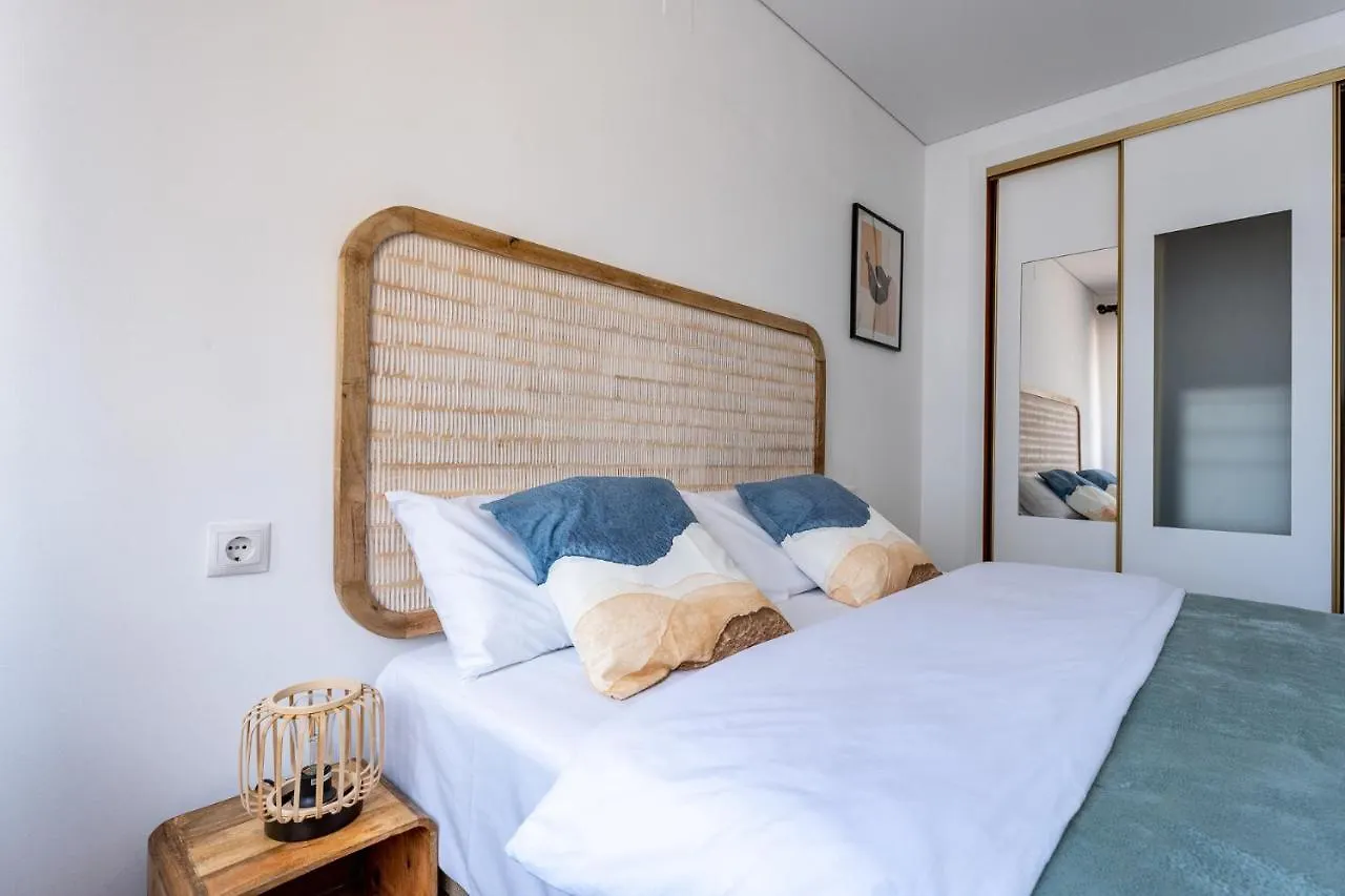 Charming Apartment Near Beach, Sea View Terrace Torremolinos